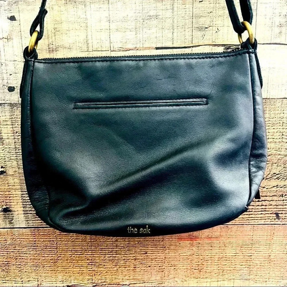 NWOT The Sak Sayulita Leather Saddle Bag - Picture 3 of 10